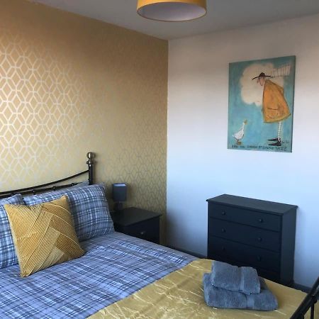 Rowan Place 5 Bedroom Off Street Parking Accommodation Durham Exterior foto
